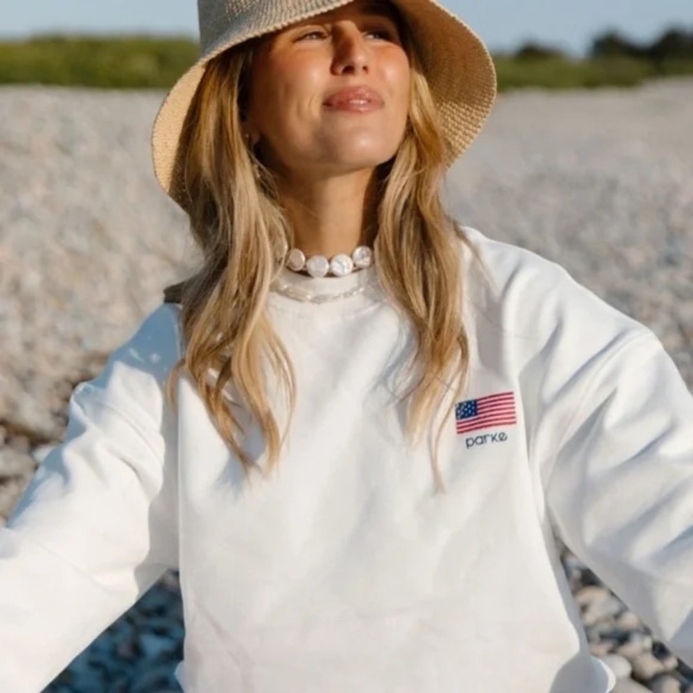 Parke American Flag Shrunken
Mockneck Sweatshirt